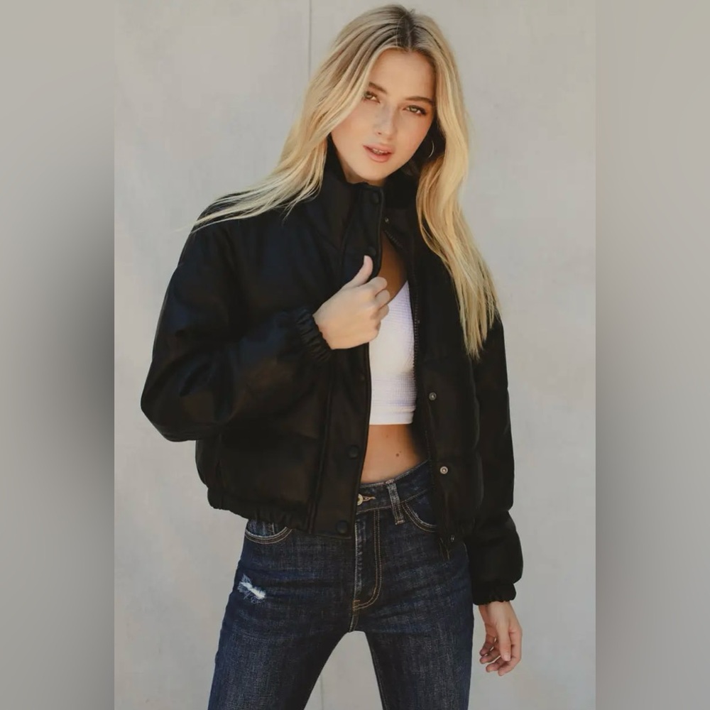 Kan Can Cropped Faux Leather Puffer Jacket